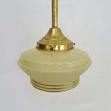 Suspension globe jaune granité, liseré doré abat jour ancien art déco. Année 50