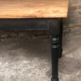 Early XXeme chestnut farm table