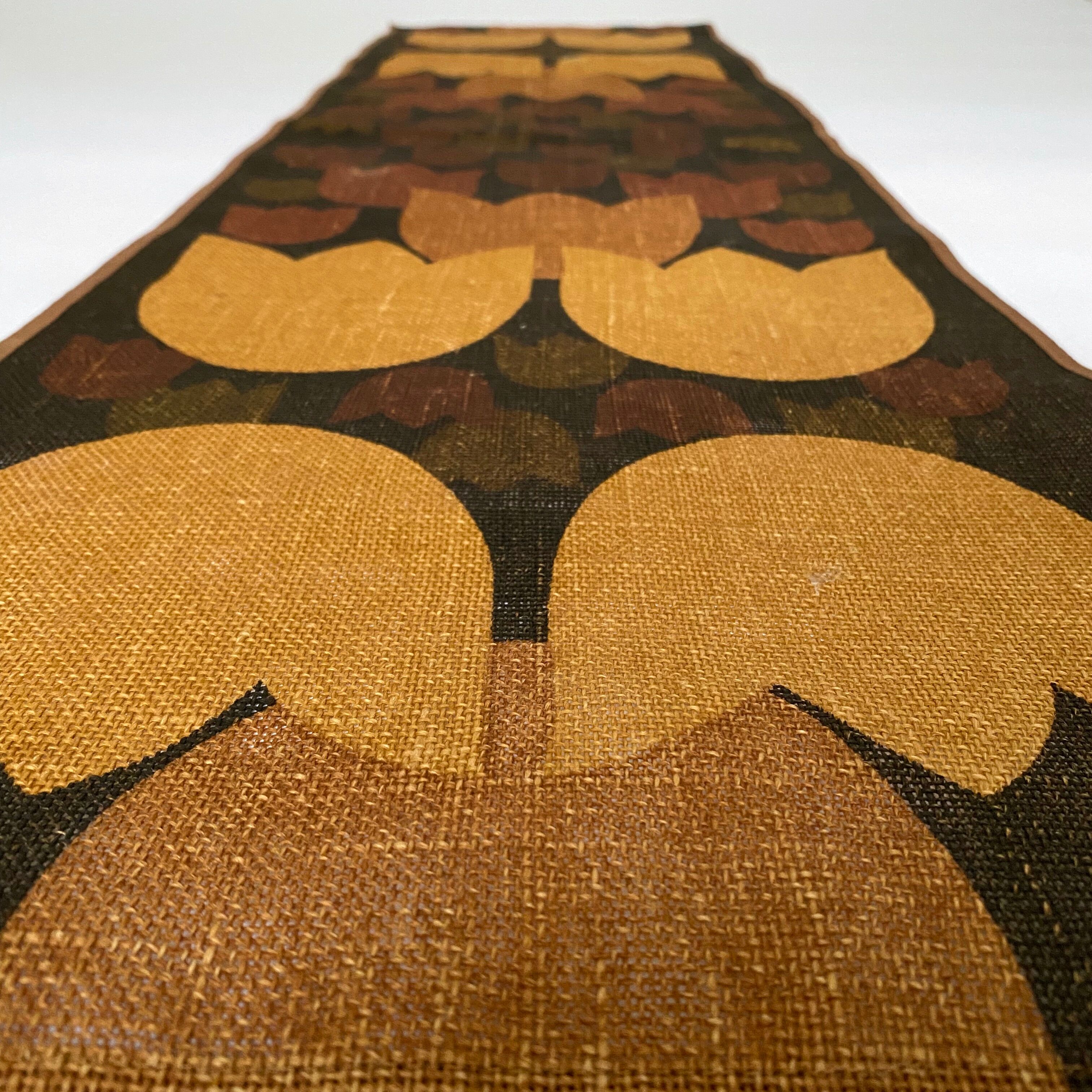 Vintage Scandinavian table runner 70