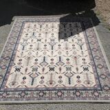 Oriental carpet wool