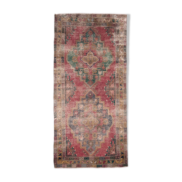 4x9 traditional hand-made vintage rug 284x134cm