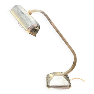 Metal desk lamp with switch.