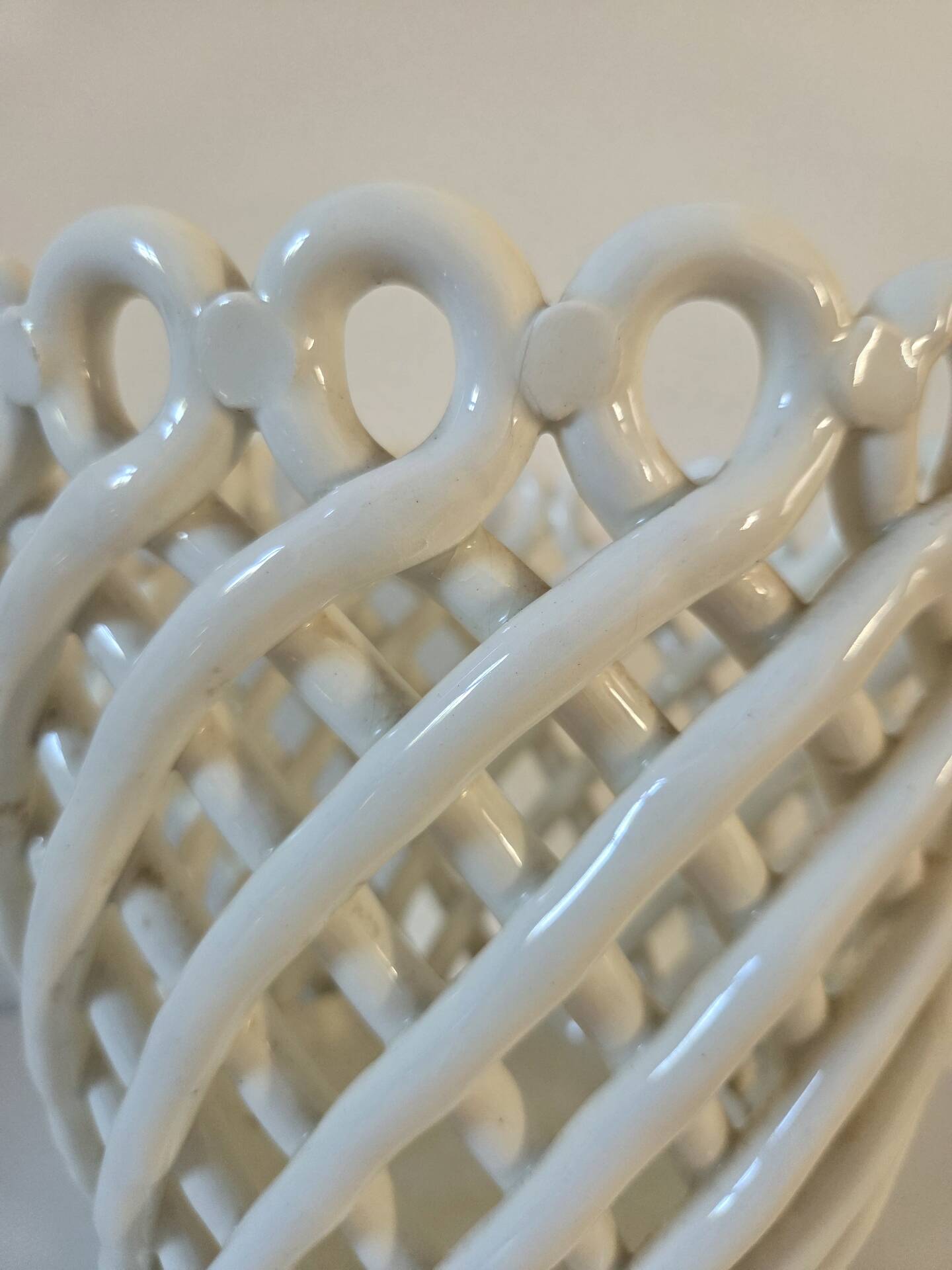 Woven ceramic plant pot