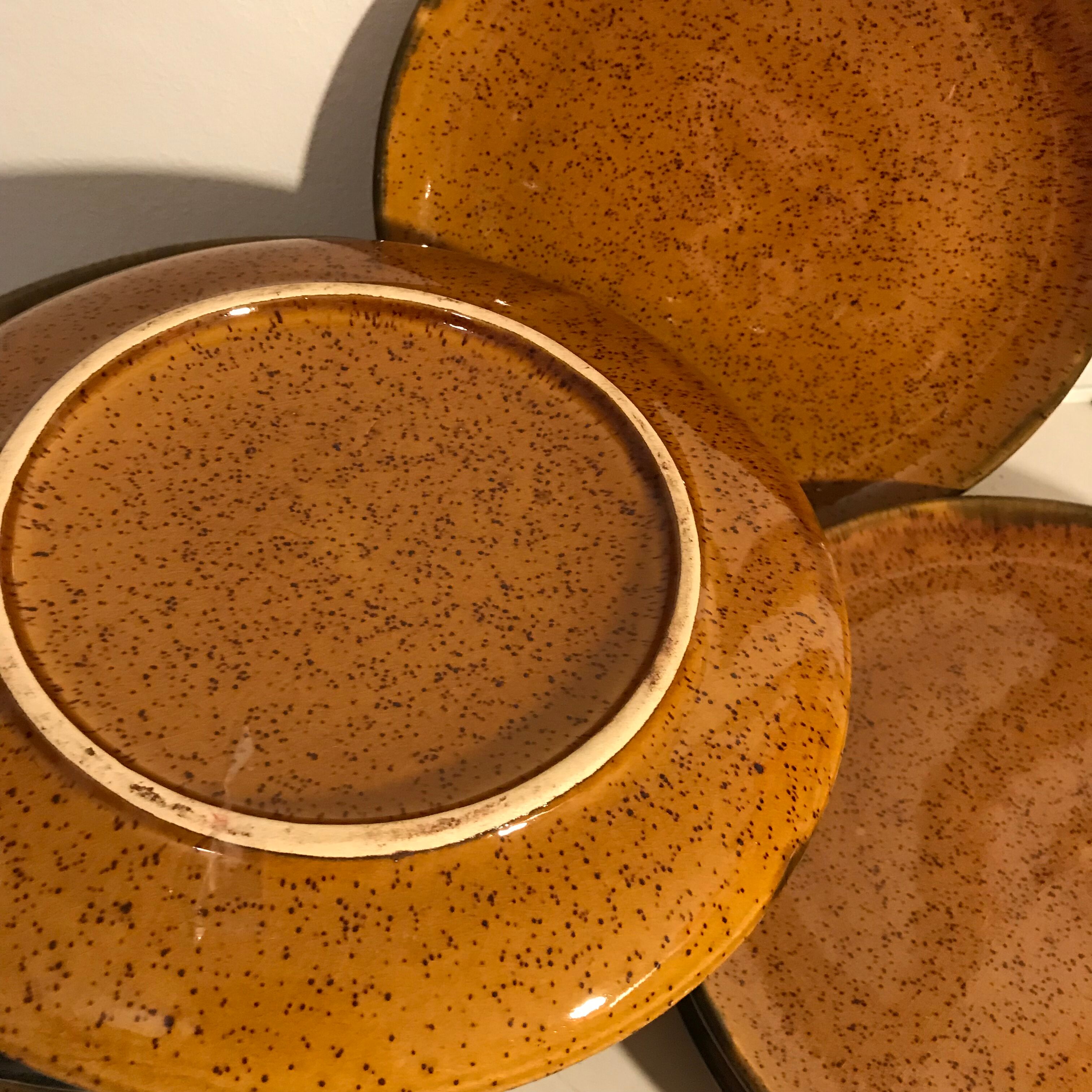 Stoneware plates