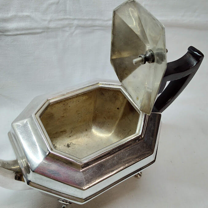 Sheffield-plated English Art Deco silver teapot