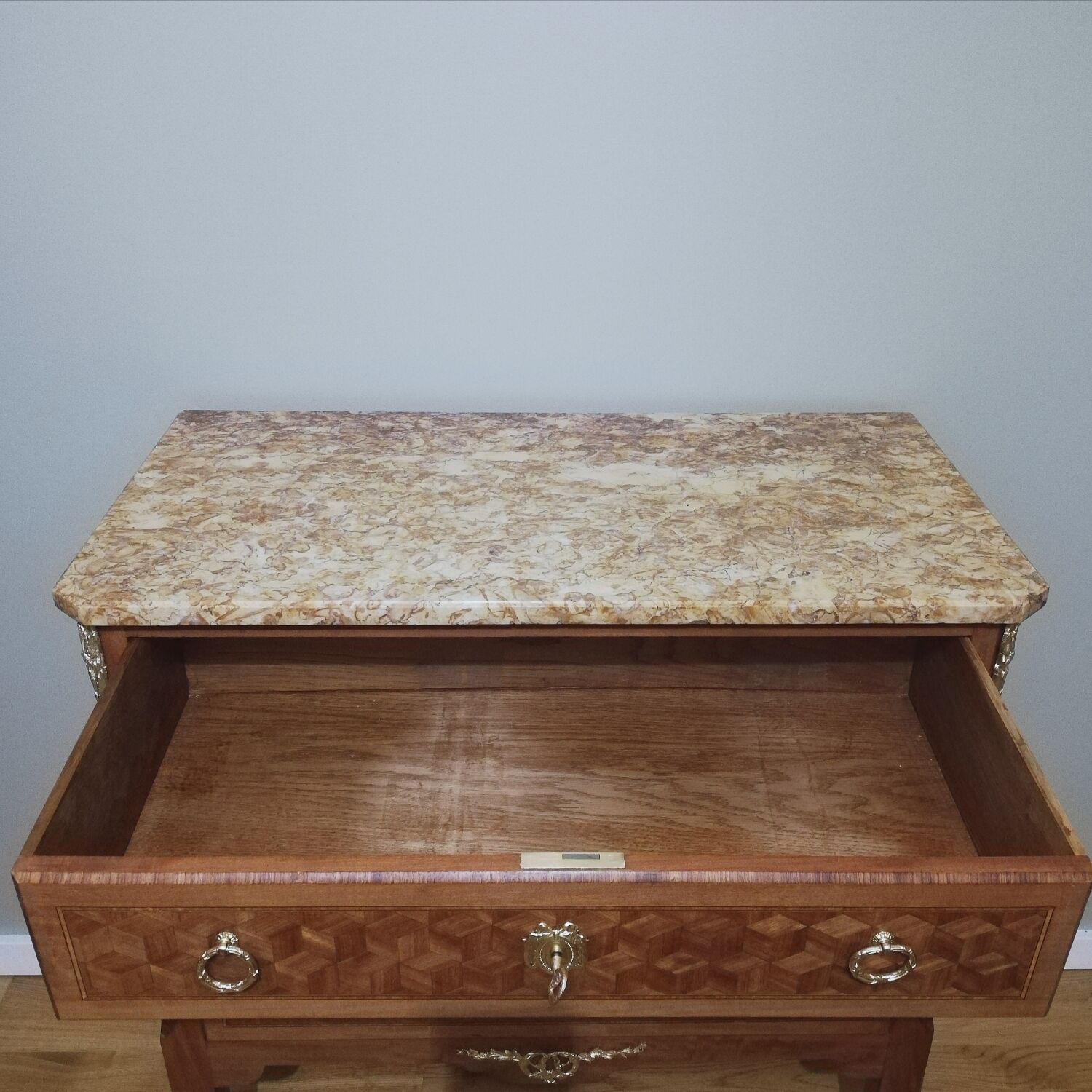 Louis XV - Louis XVI Transition style marquetry chest of drawers