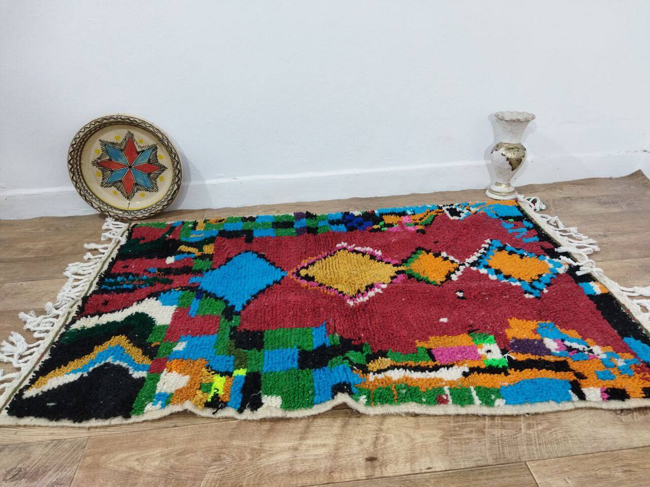 Handcrafted Moroccan Berber Rug 155 X 105 CM