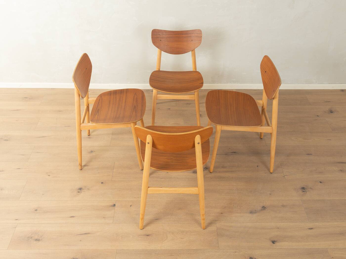 Chaises en contreplaqué des années 1950