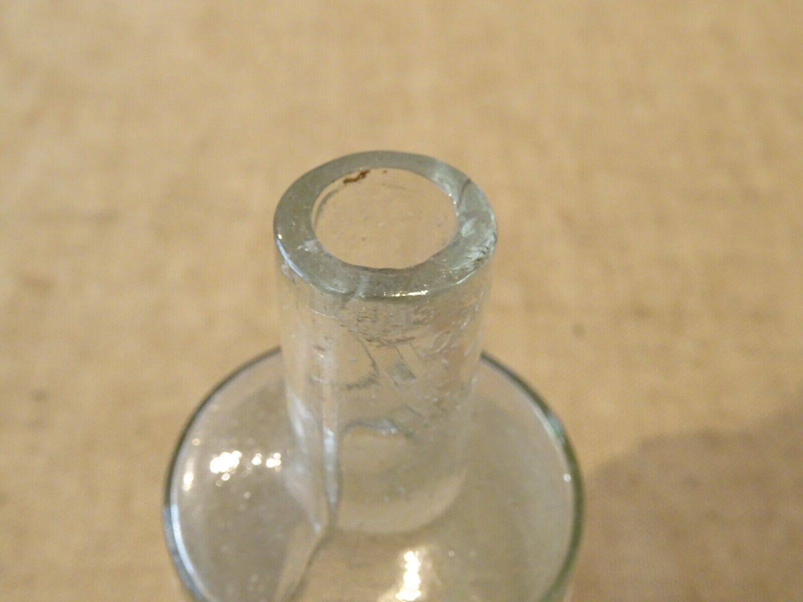 Old eau de cologne bottle bottle Giraud & Cie Paris perfume