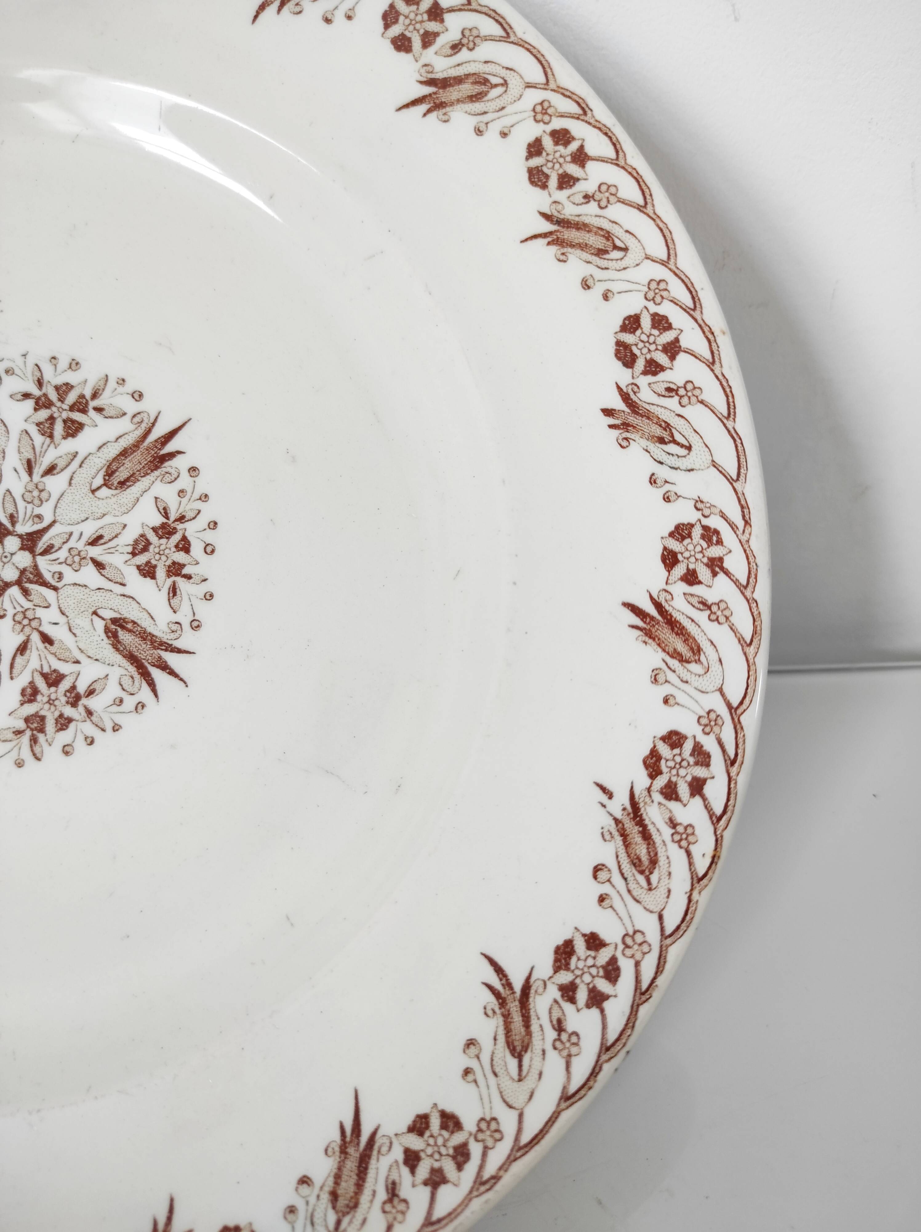 Dish with heel K&g Lunéville