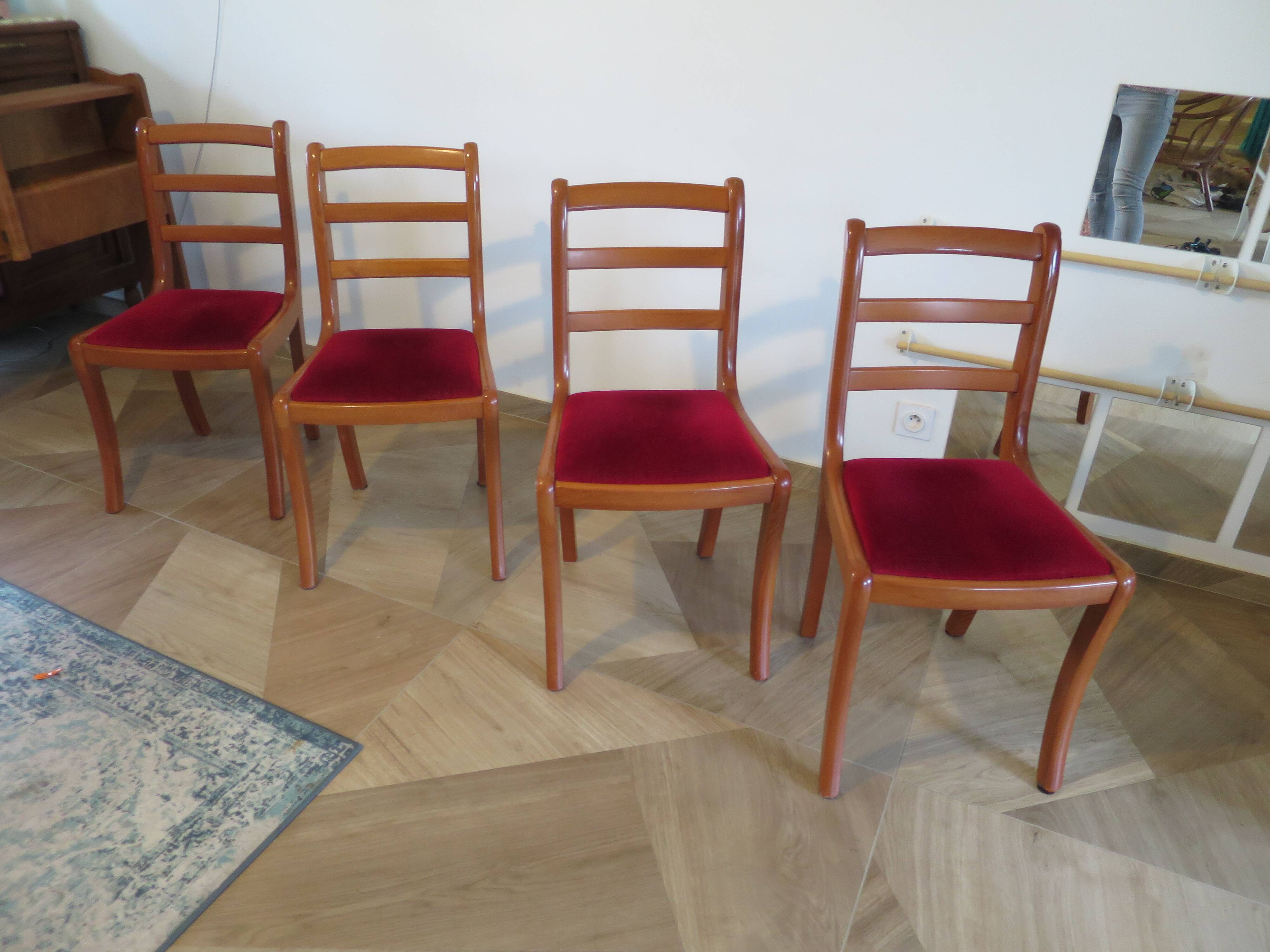 Solid cherry wood chairs and red velvet seat - Set of 4 - Louis Philippe style
