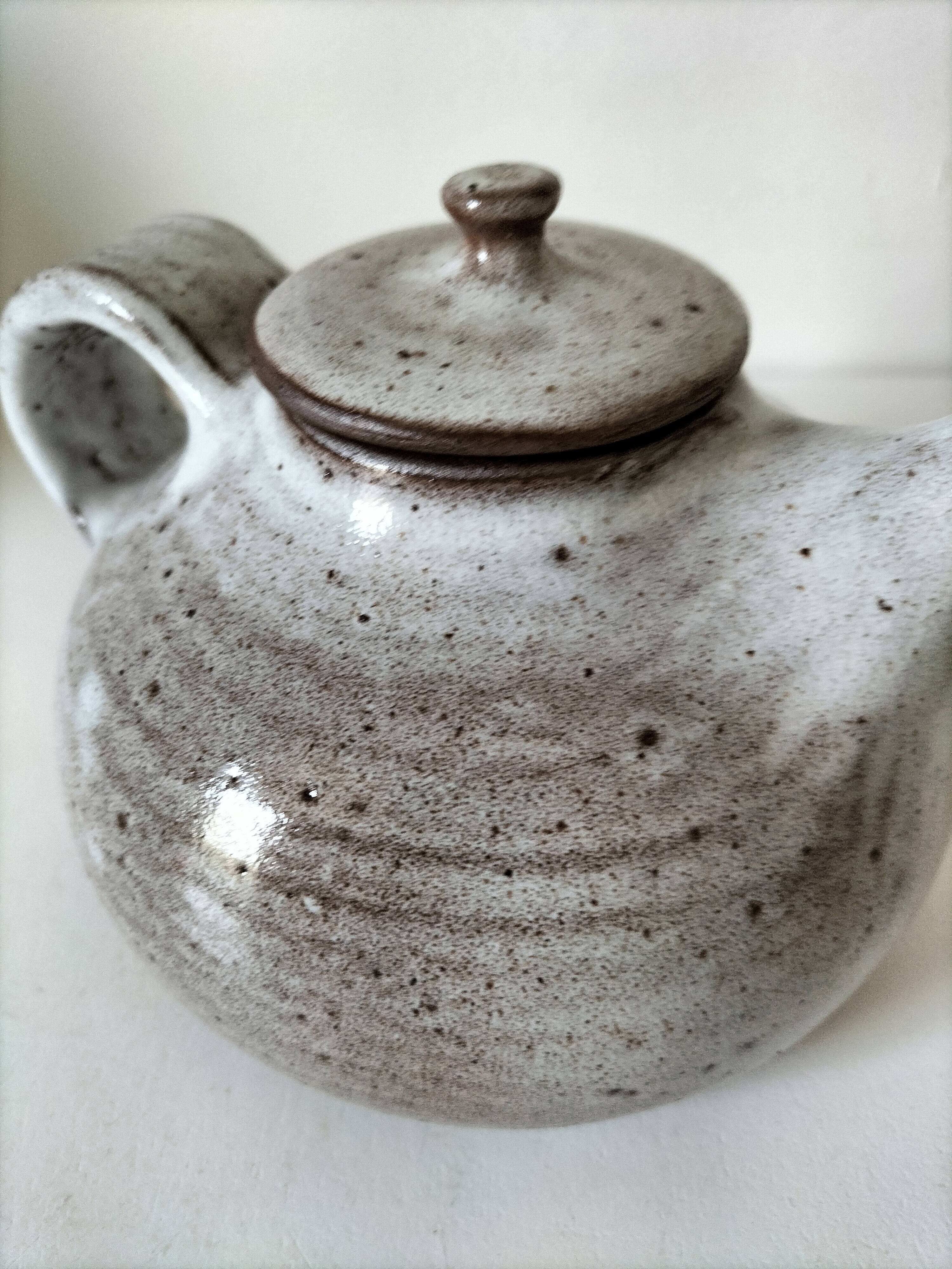Stoneware teapot from Ratilly – Jeanne and Norbert Pierlot – 1960s/70s