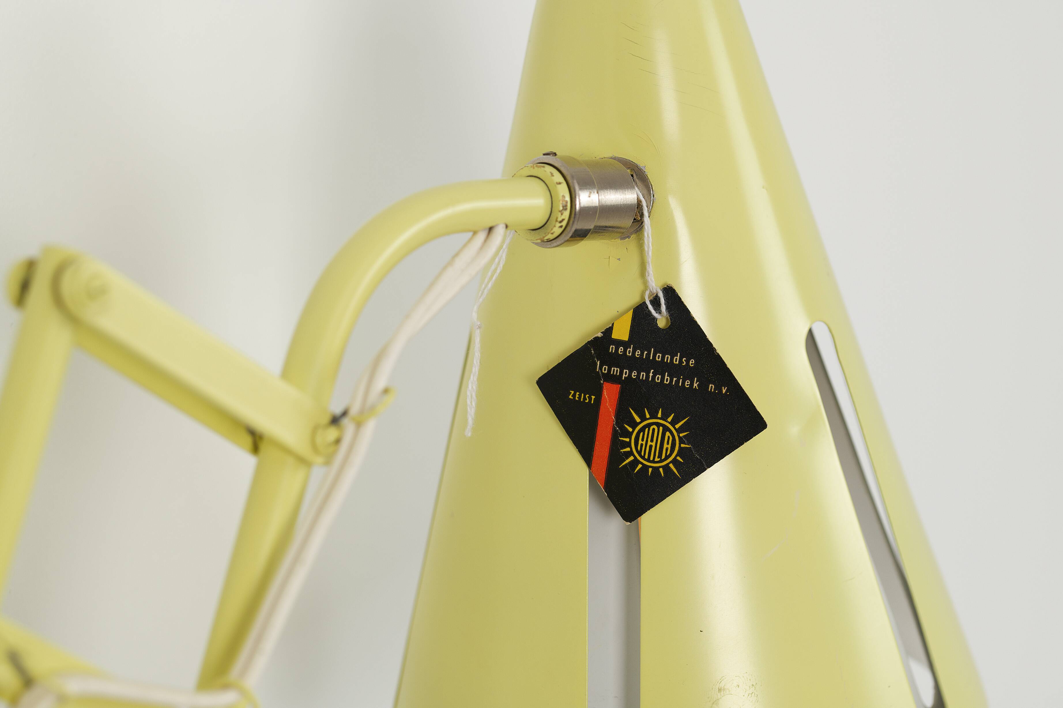 Hala zeist scissor wall lamp