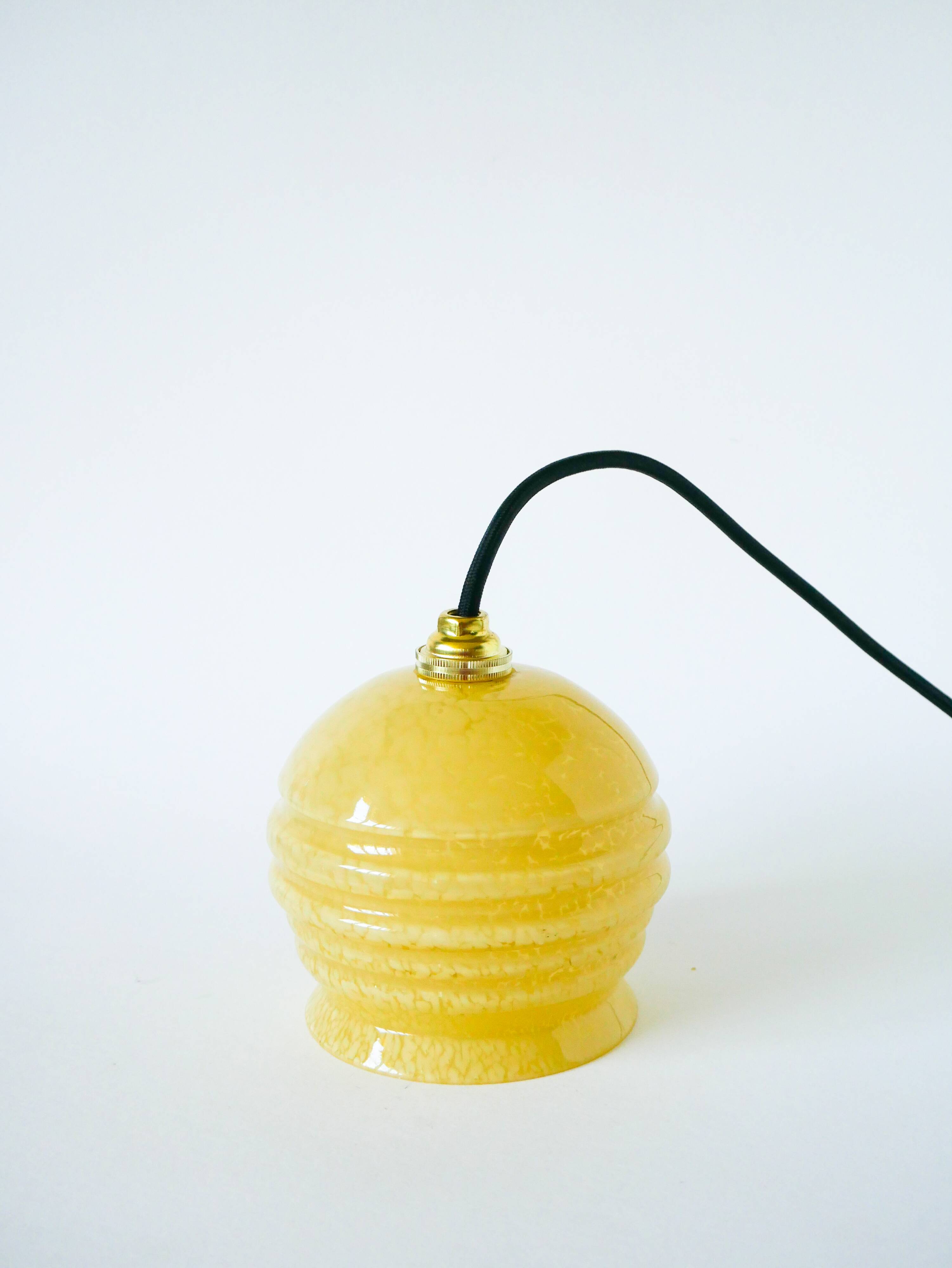 Small glass ball pendant from Clichy with flared neck, Yellow, 1930