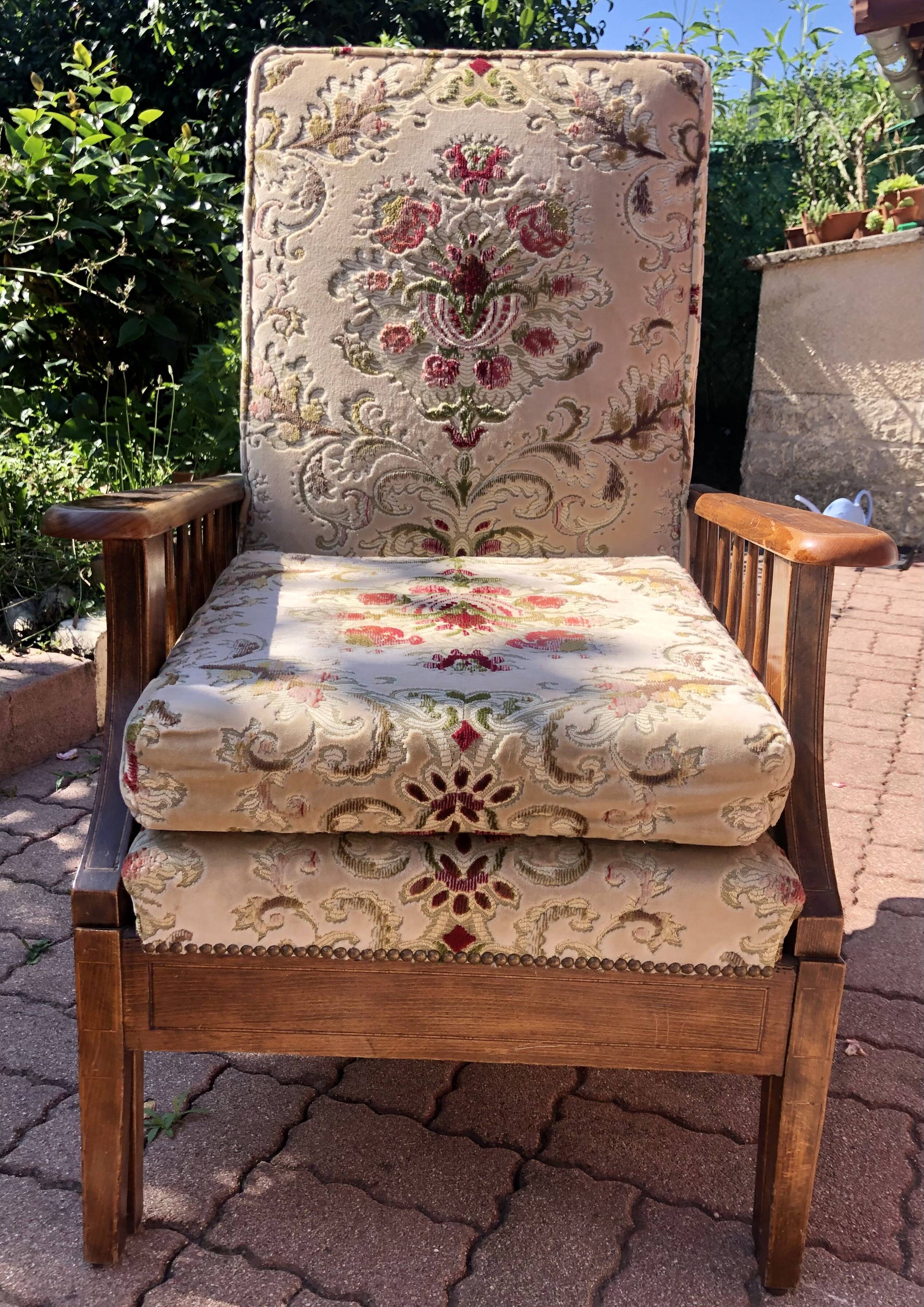 Armchair / long liner rest chair called 'Morris Armchair' Period 1920