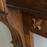 Fireplace mantle