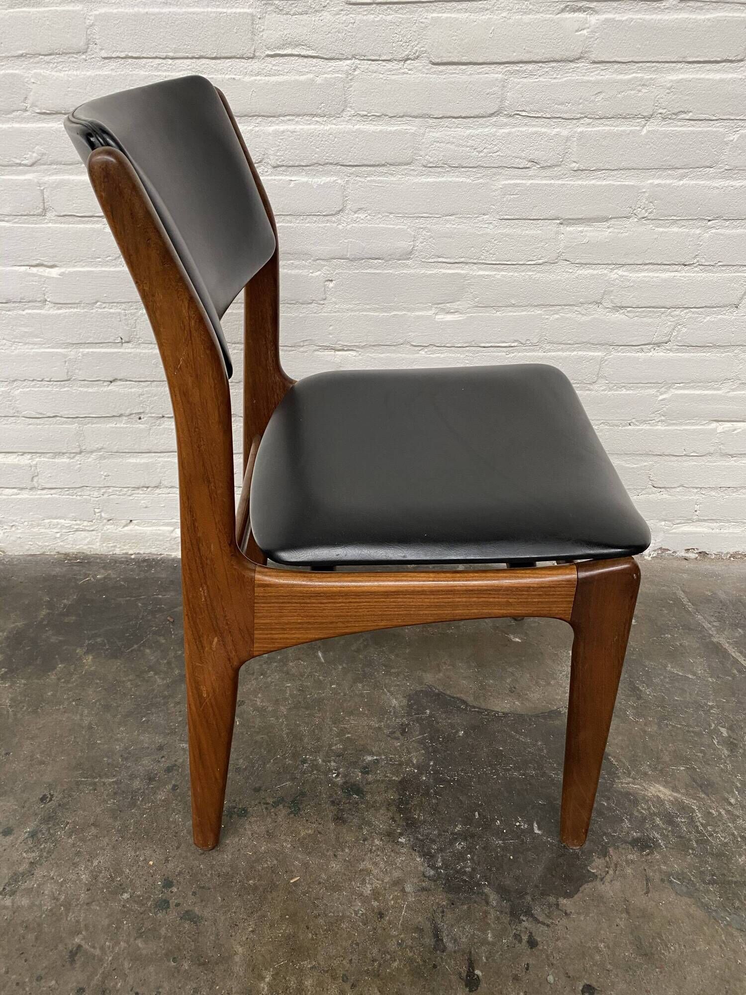 Vintage Set of 4 Teak Dining Chairs by Louis van Teeffelen voor Wèbè, 1960s.