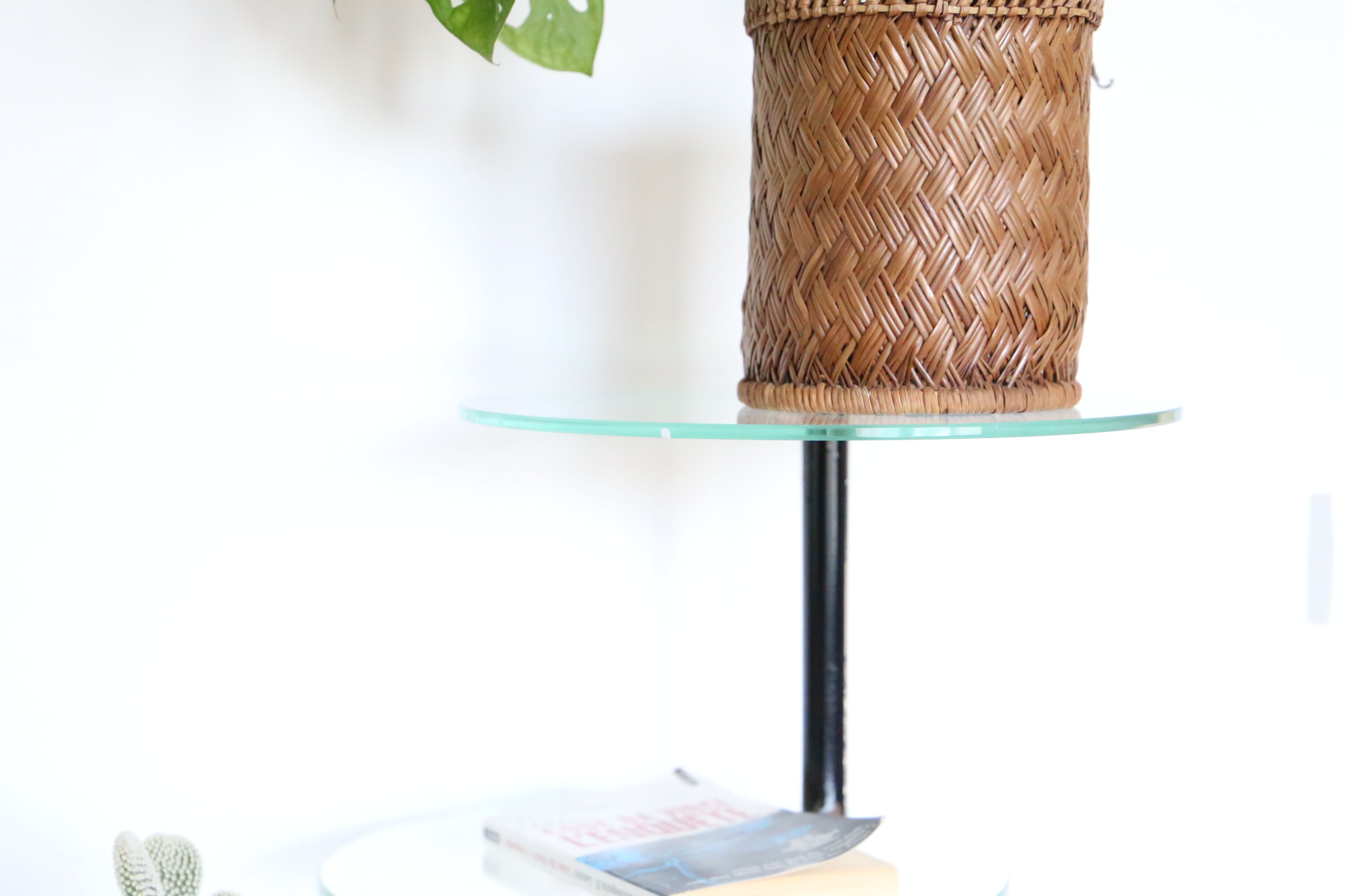 Glass coffee table, display, Dakora Nantes, 1950