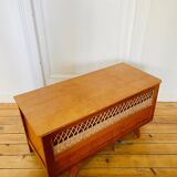 Vintage storage chest in wood and woven rattan