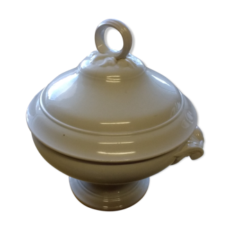 Porcelain soupière "Opaque de Sarreguemines"