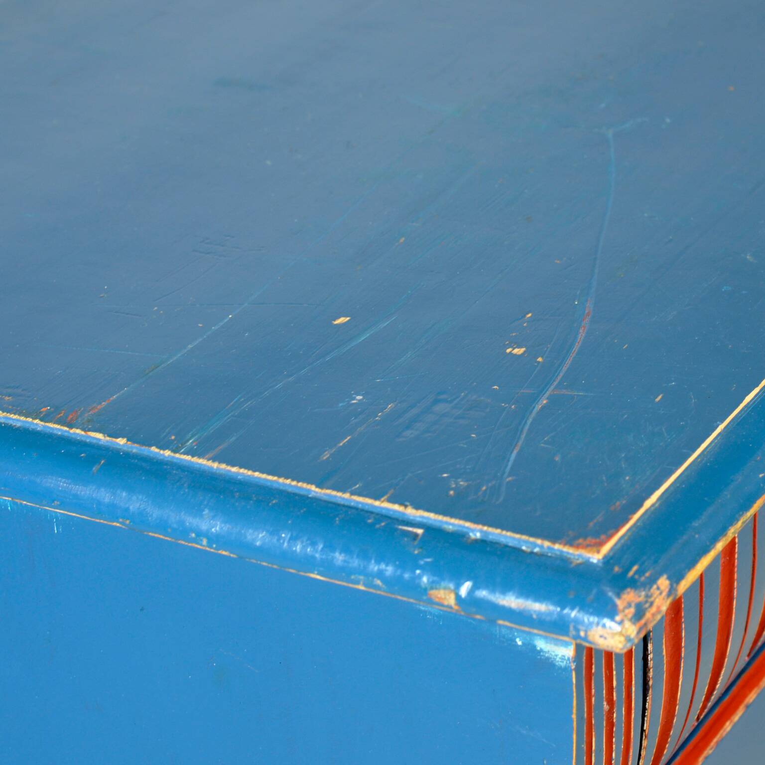Pine chest of drawers, circa 1925