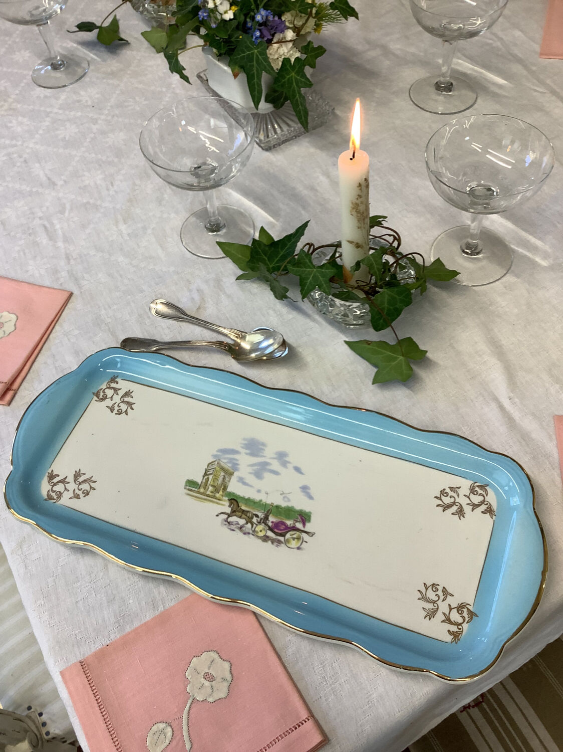 Porcelain cake dish France Badonviller