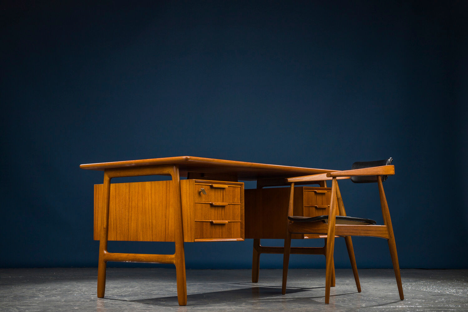 Mid-Century teak model 75 desk from Omann Jun, 1960s