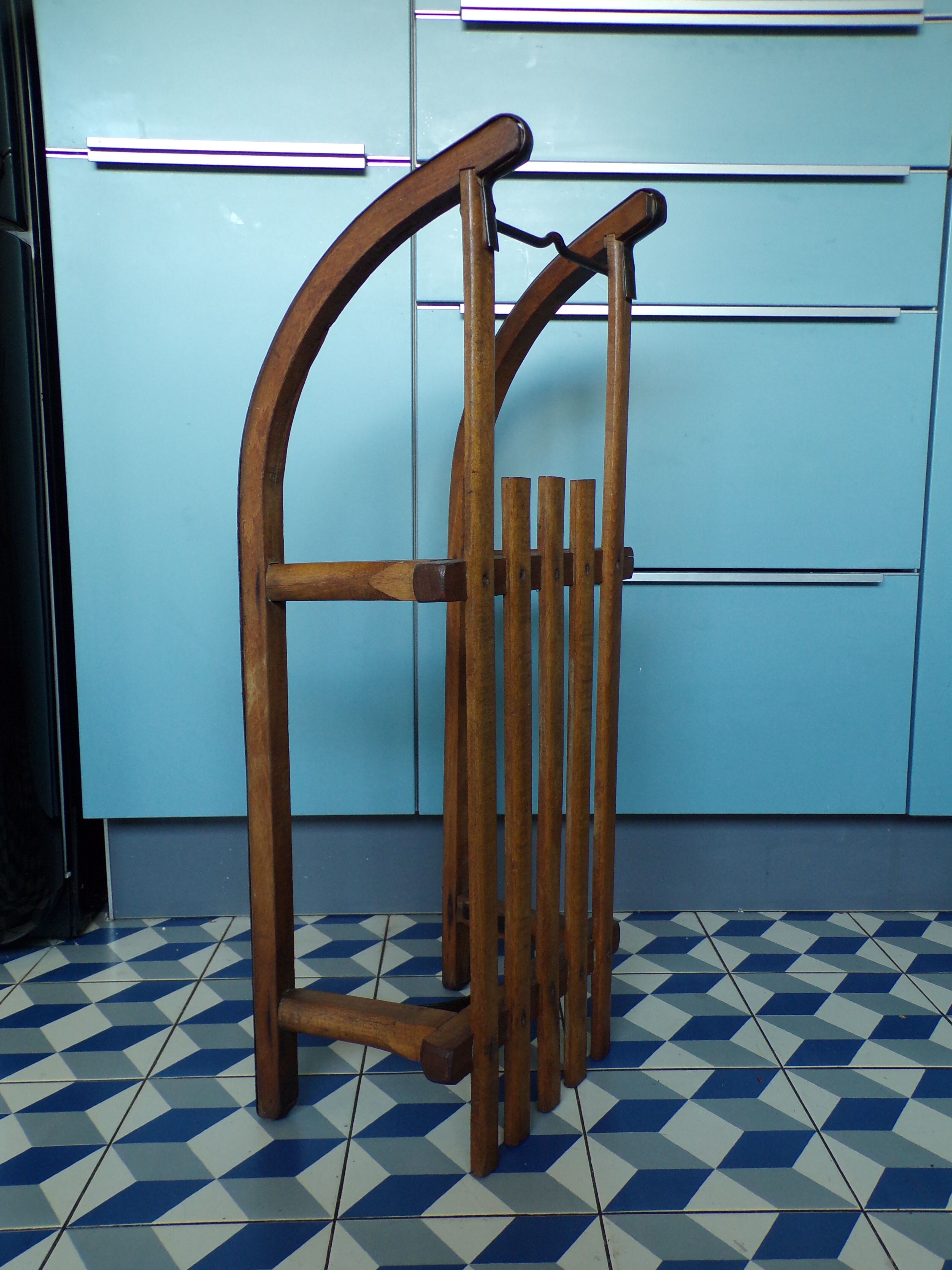 Old wooden sled l=81cm