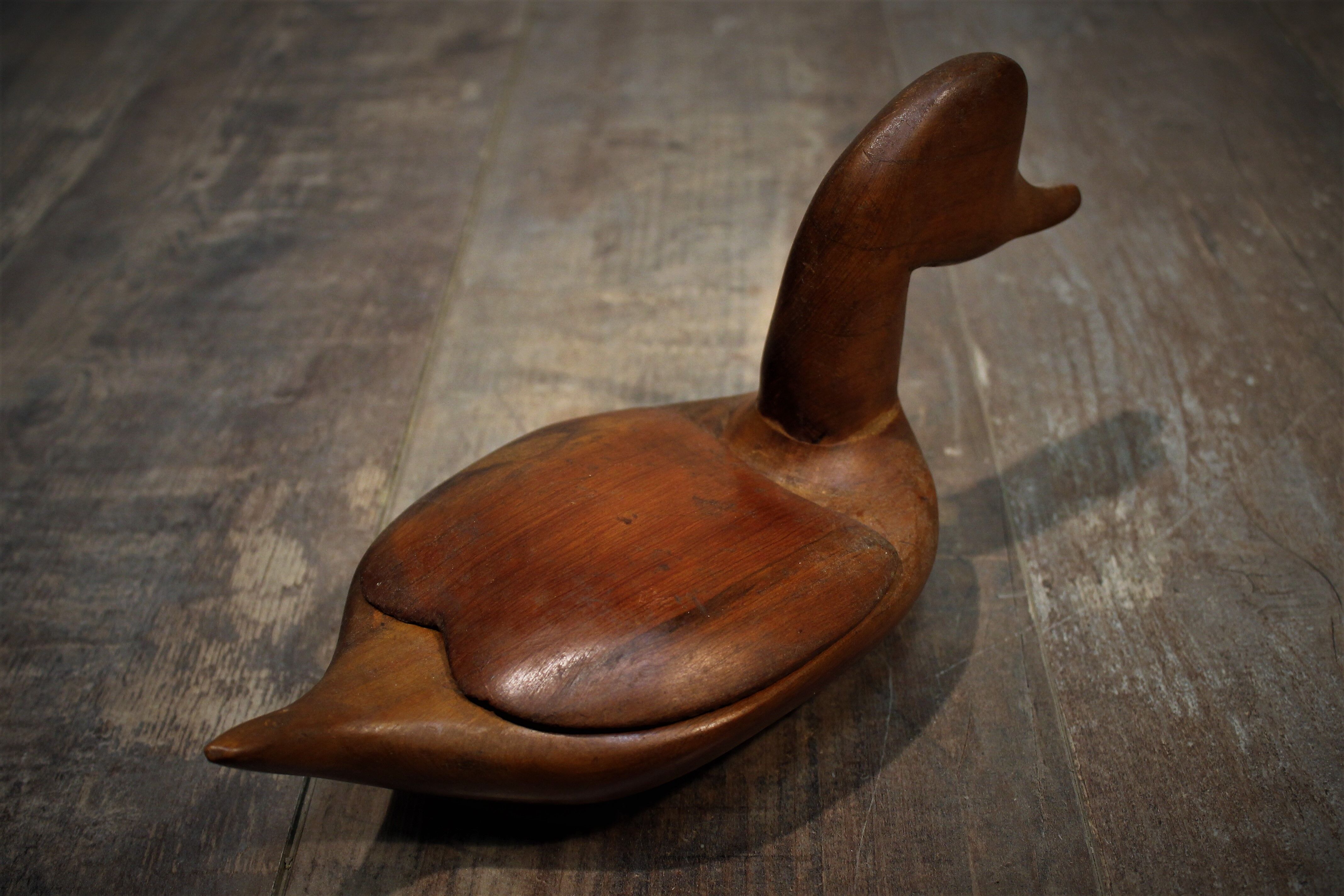 Empty pocket scandinavian "duck", teak, 60s