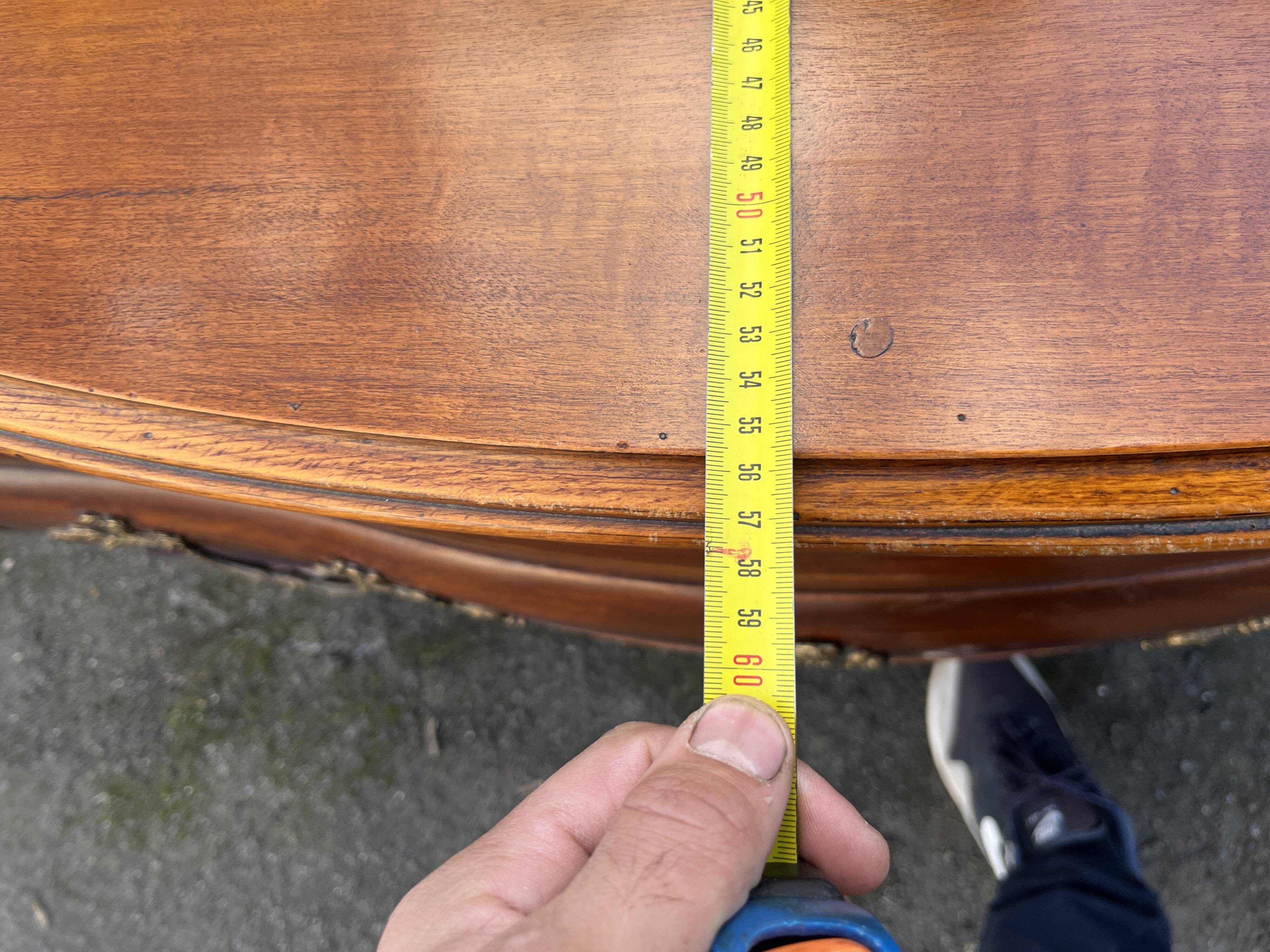 Beautiful Bordeaux chest of drawers