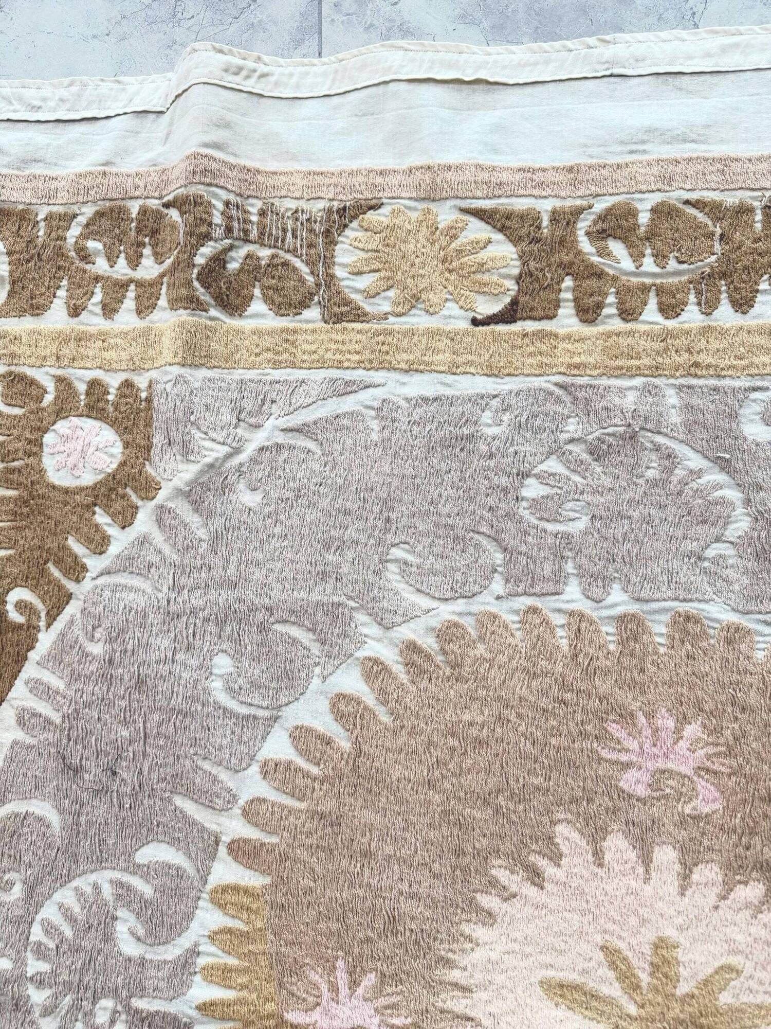 Vintage hand-embroidered tablecloth 139x148 cm