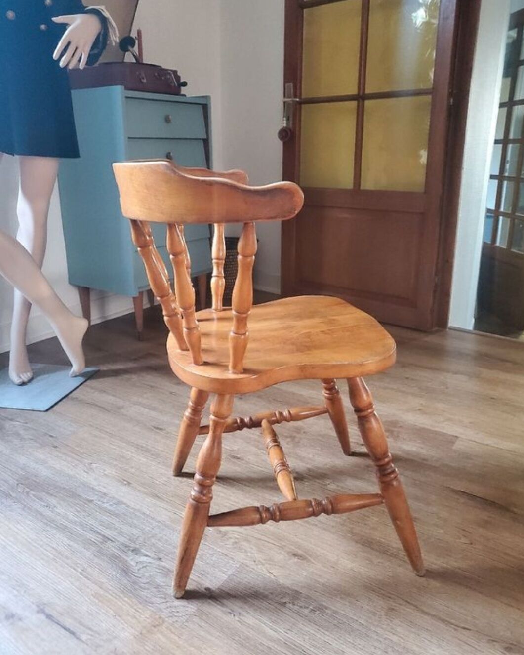 Set of 2 farm chairs