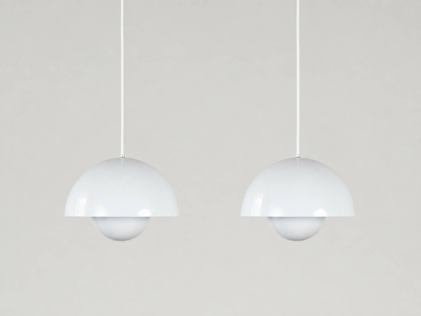 Pair of 2 Flowerpot lamps from Denmark by Verner Panton, Louis Poulsen, 1968