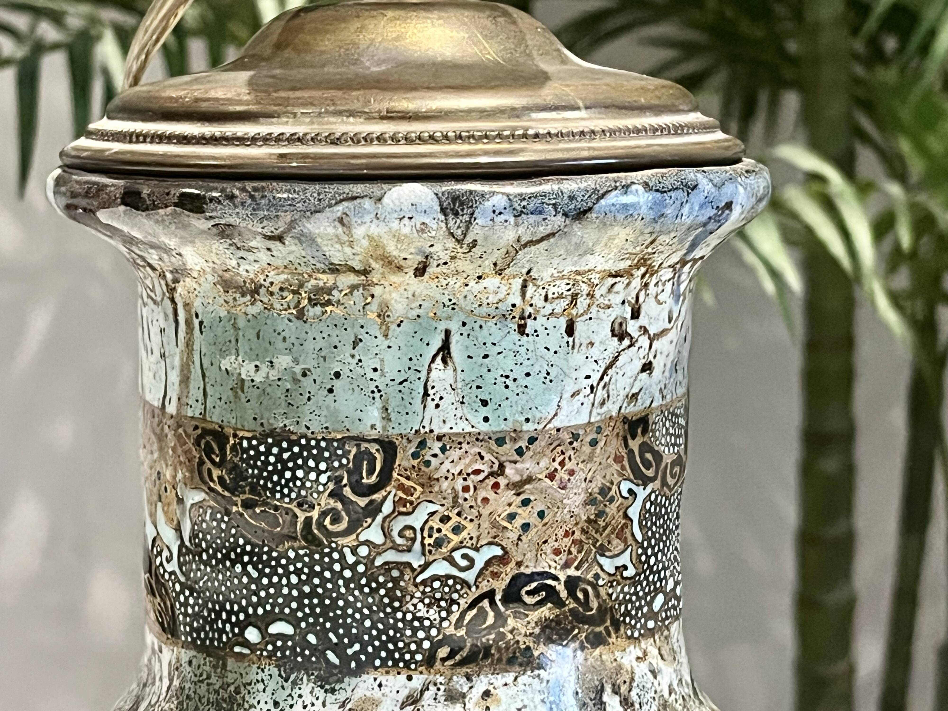 Ceramic lamp base - Okinawa (Japan)