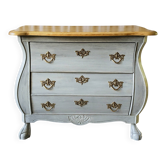 Commode galbée patinée