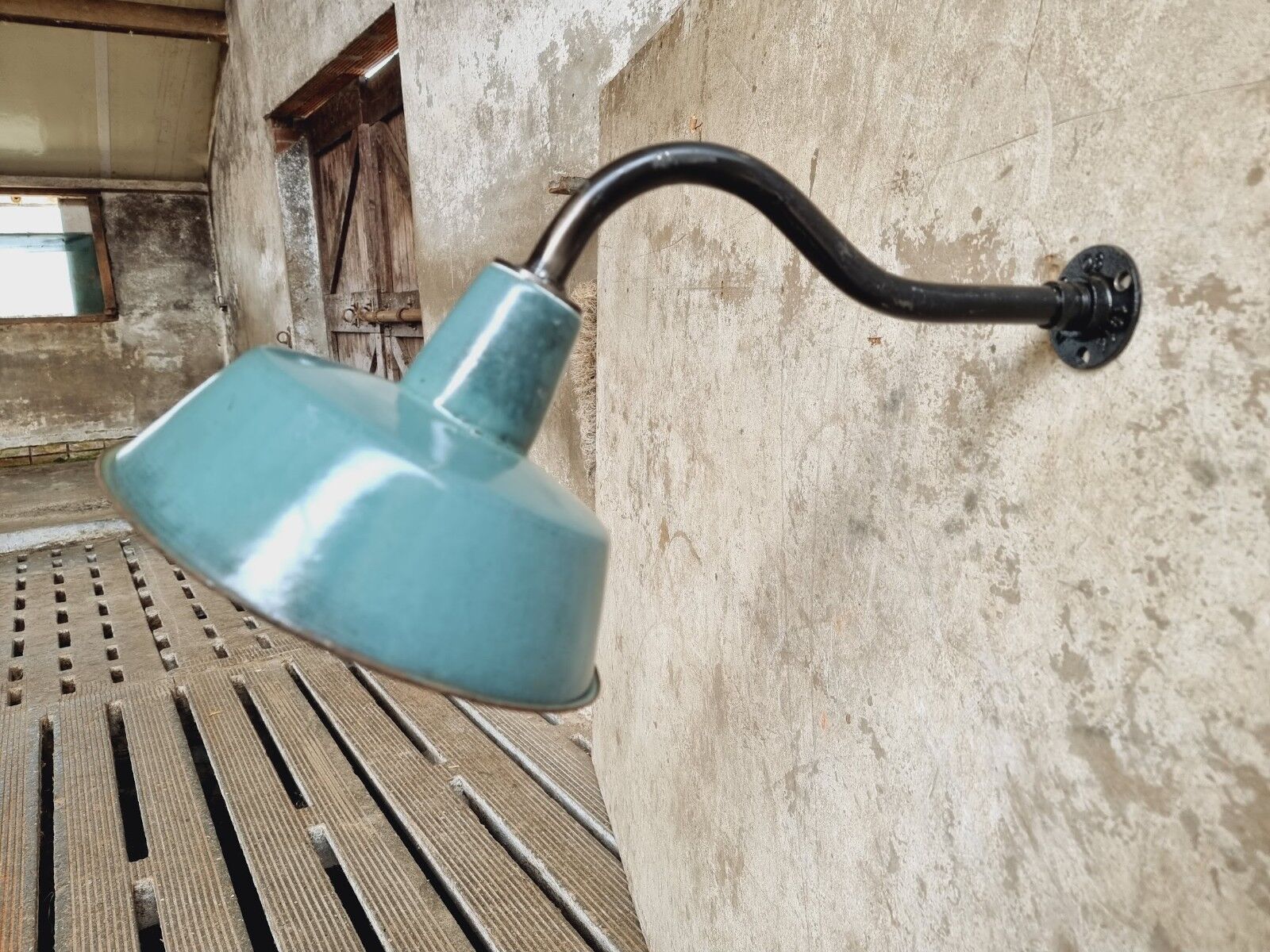 Old garden lamp vintage green wall lamp enamel