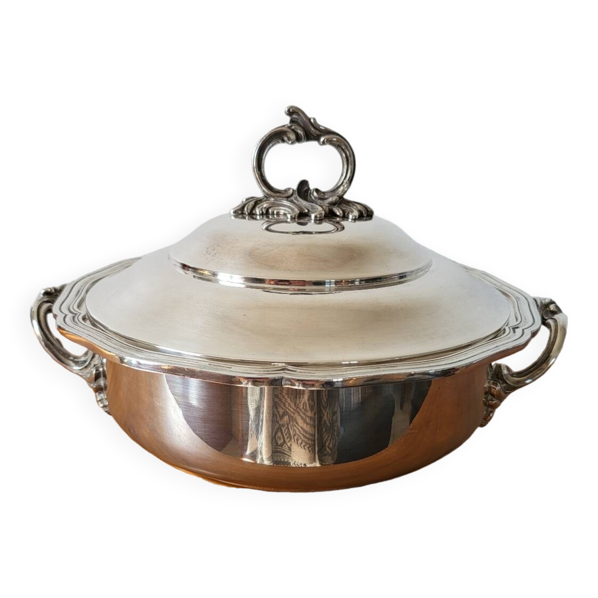 Silver-plated vegetable dish with Lutece hallmark