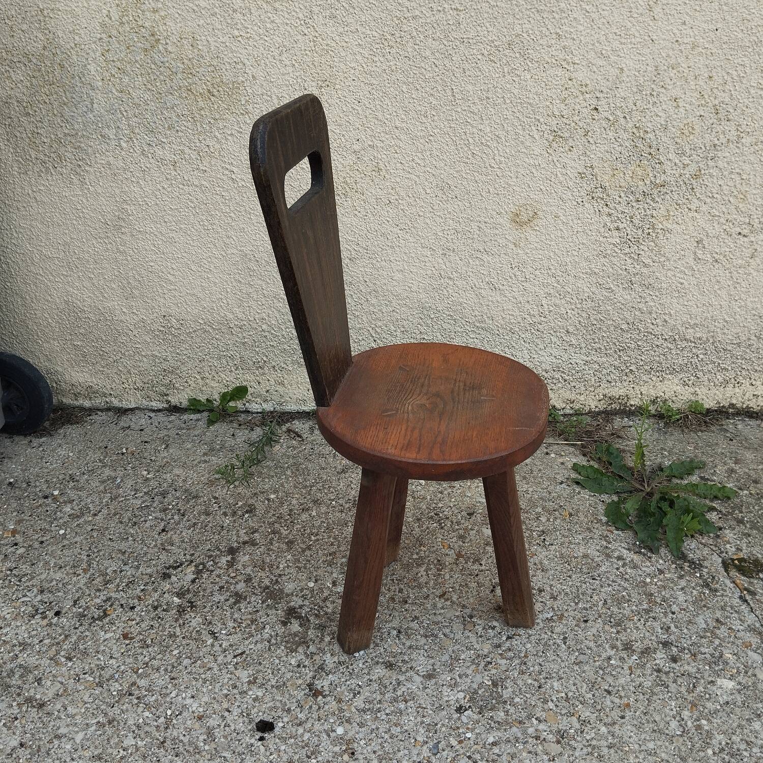 Brutalist tripod chair
