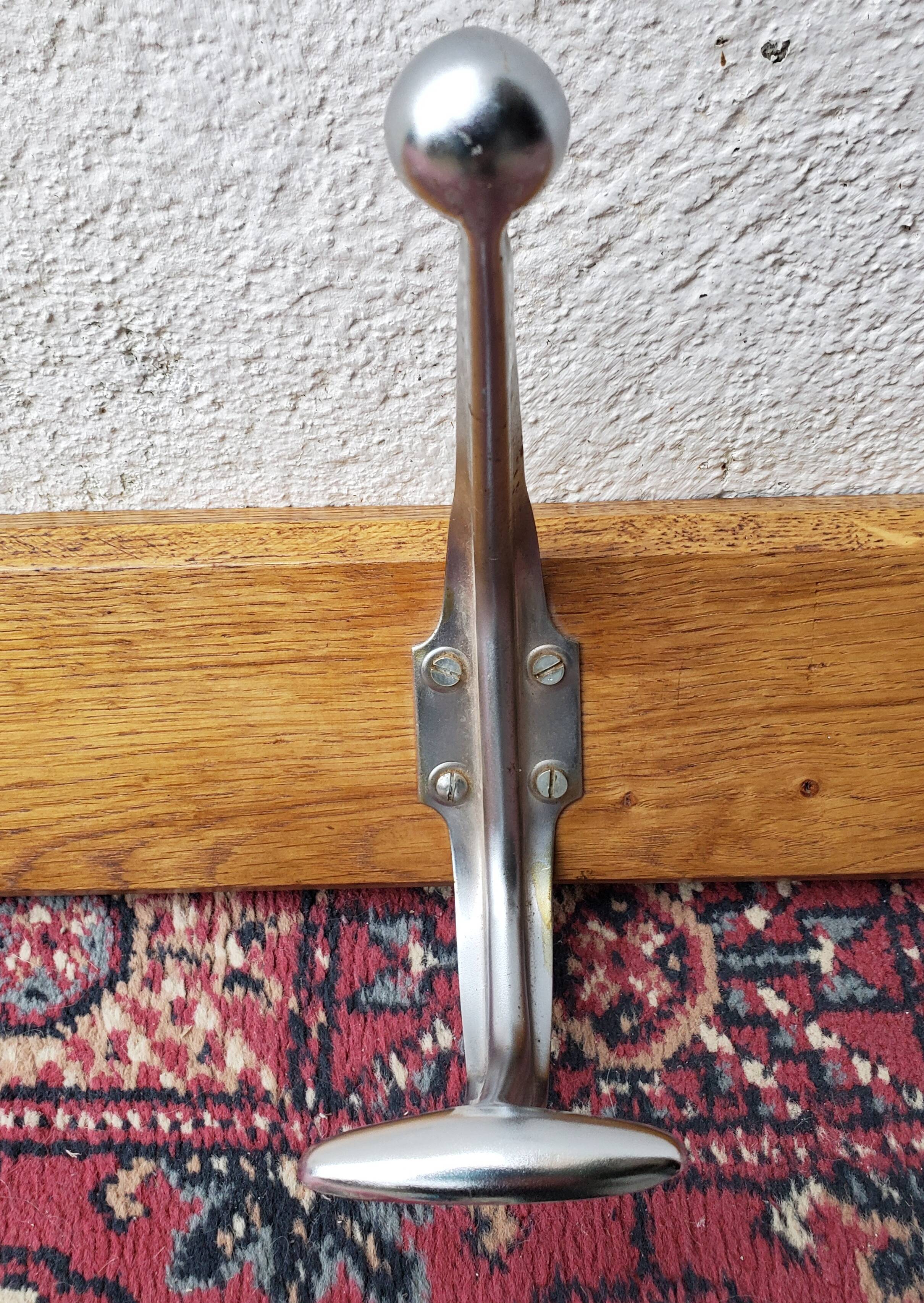 Coat rack 5 metal pads