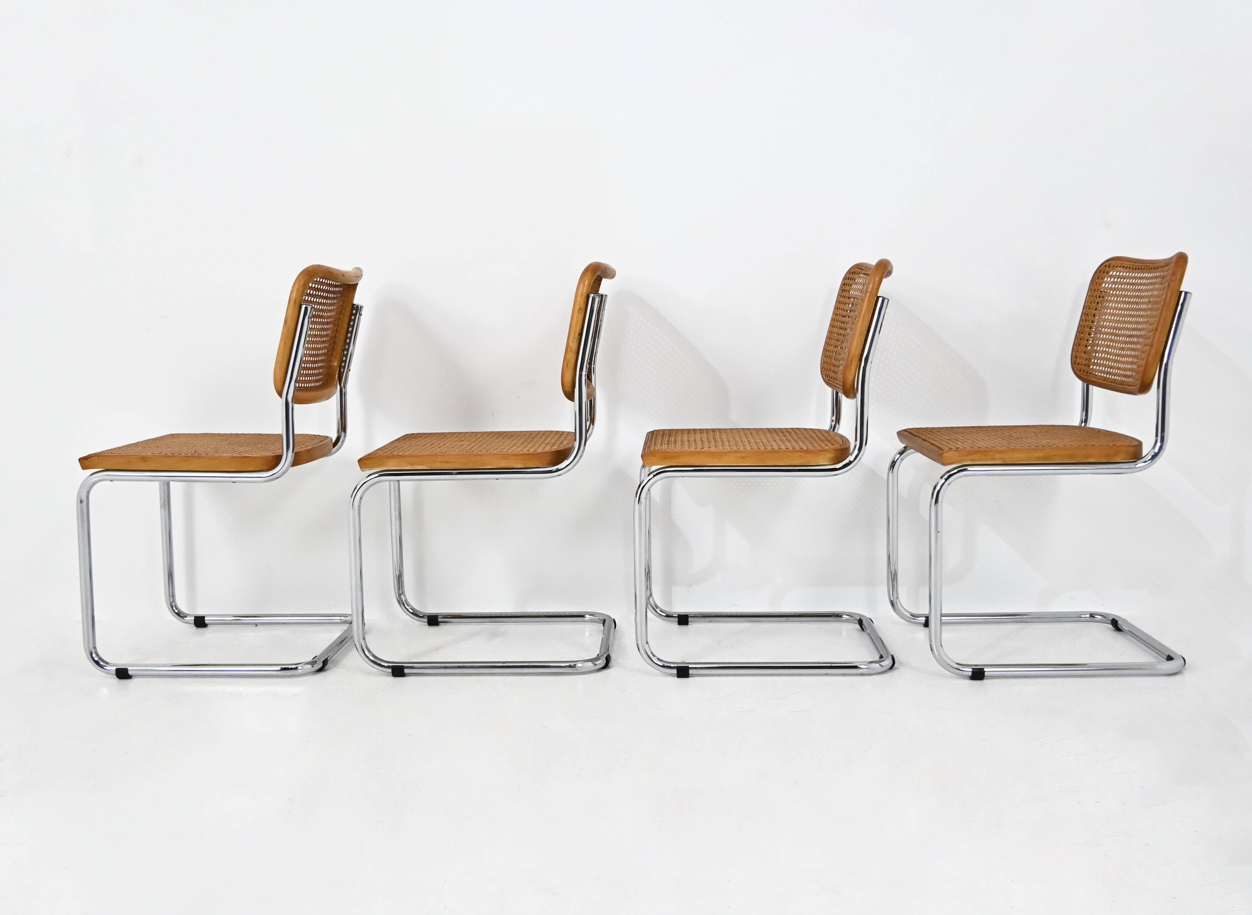 Set of 4 dining chairs Style B32 by Marcel Breuer