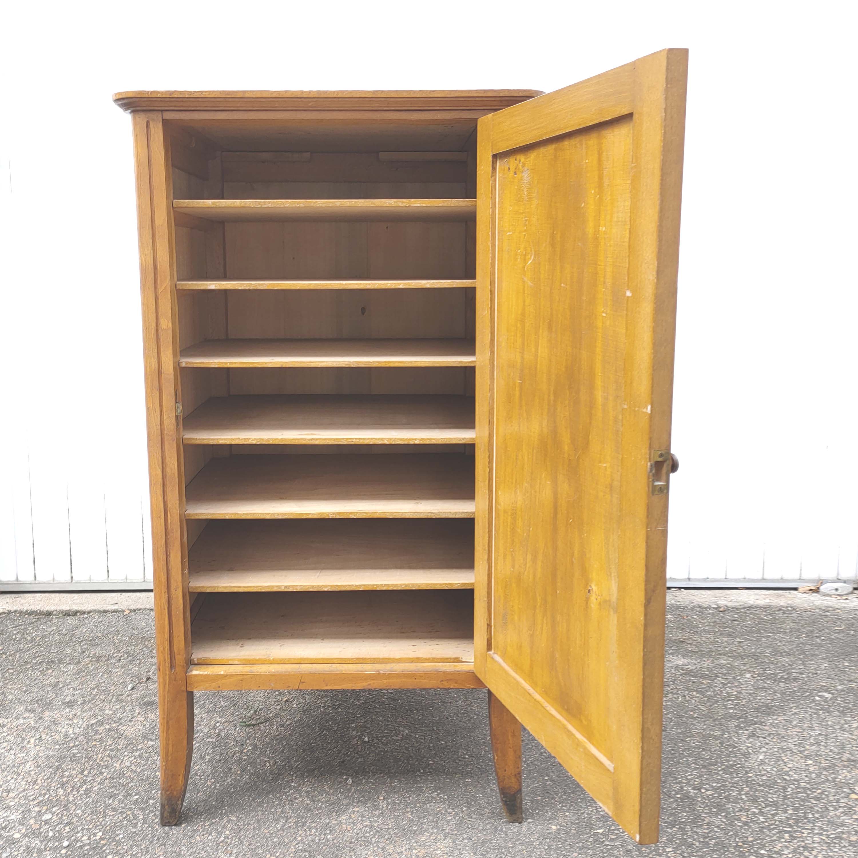 Stand binder cabinet