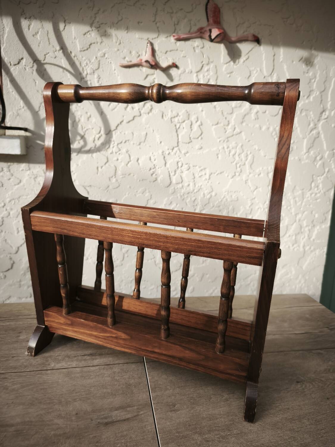 Porte-revues en bois vintage