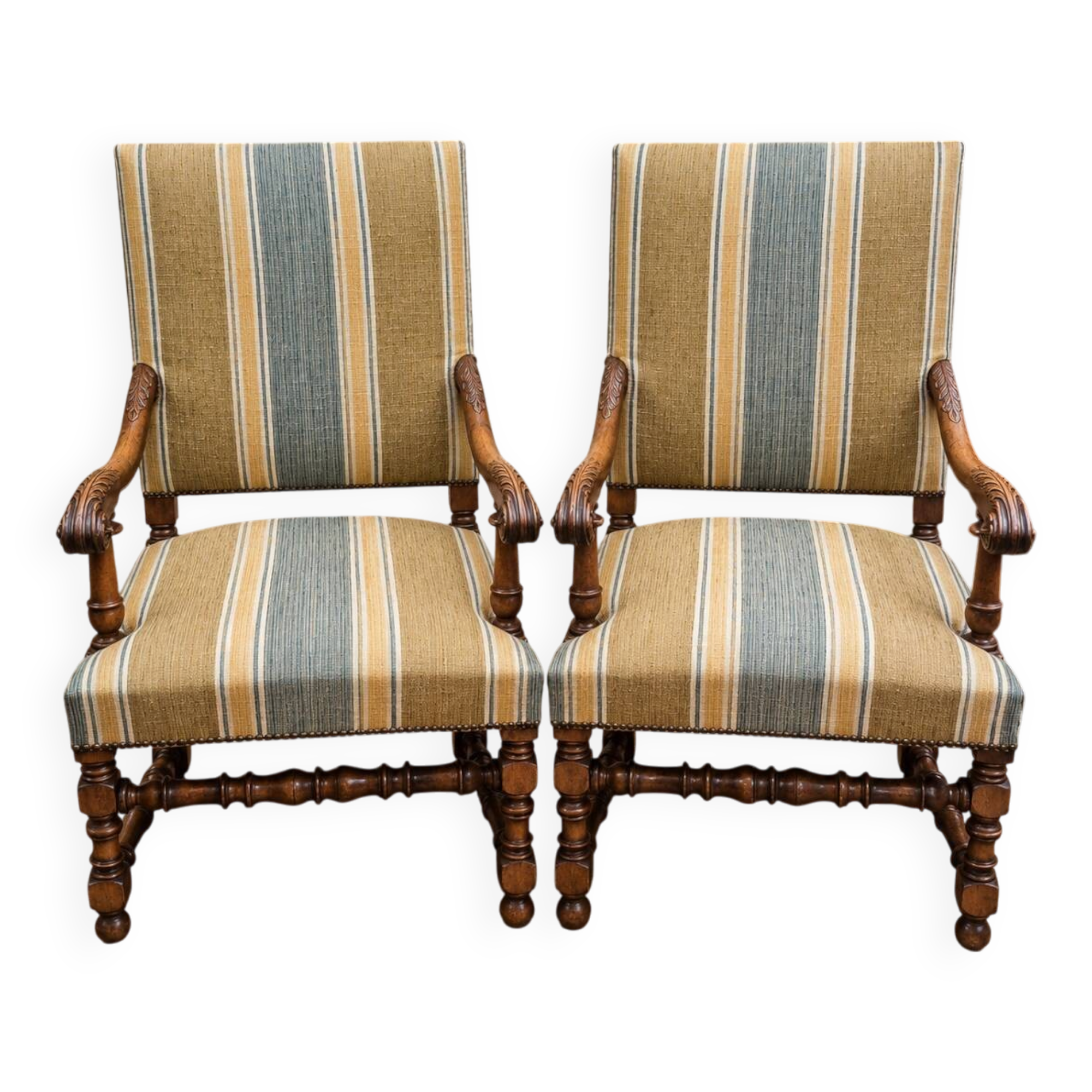 Pair of walnut armchairs – Louis XIII style – Turned and carved wood - X