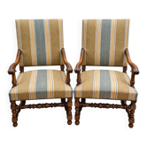 Paire de fauteuils en noyer – Style Louis XIII – Bois tourné et sculpté - X