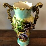 Duo of vases in ancient dabbling