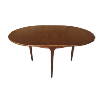 Extendable dining table, teak butterfly extension circa 60s