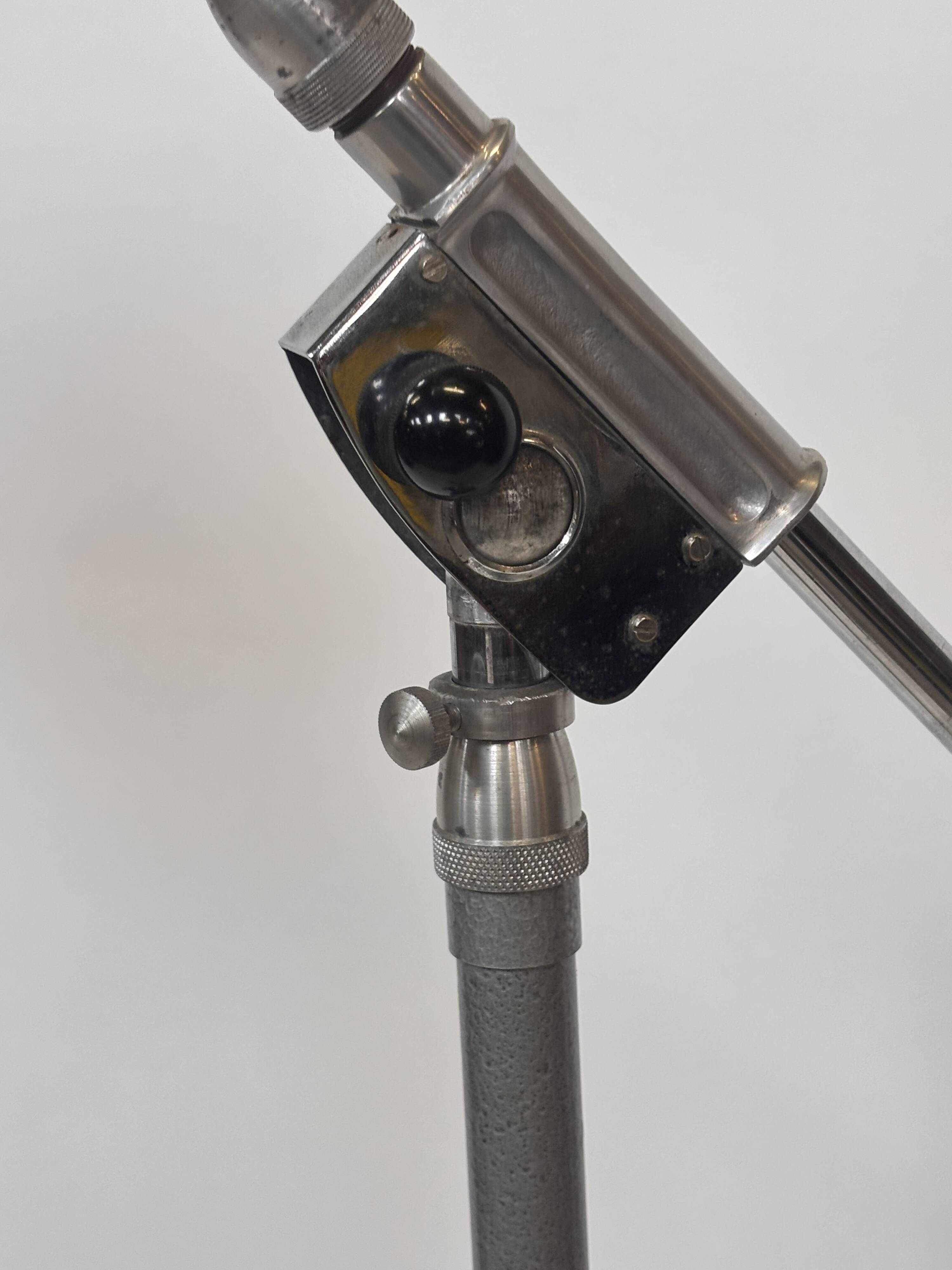 Lampadaire sur roues Ferdinand Solère modèle : 219R