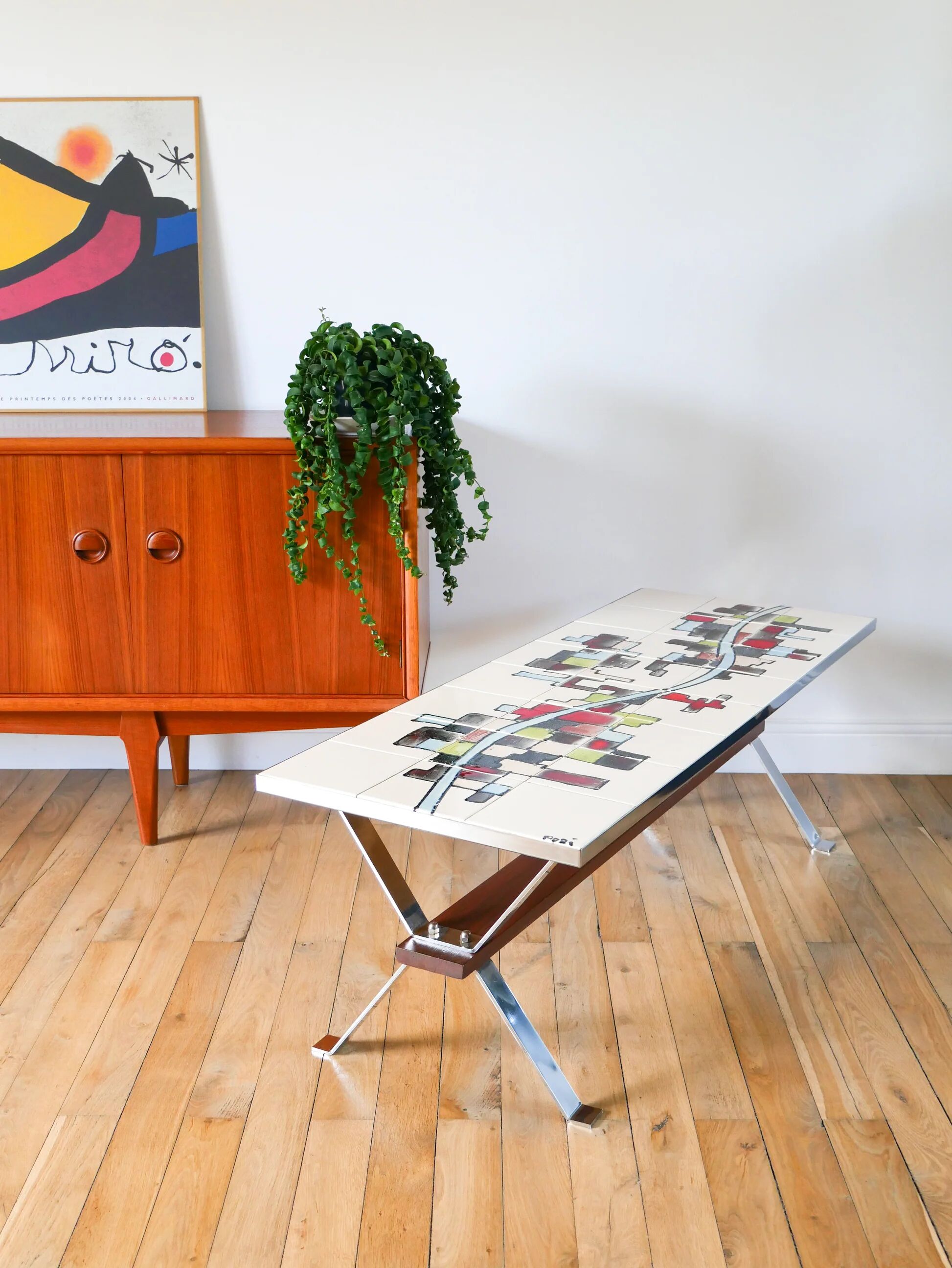 Ceramic coffee table, chrome and teak legs, Space Age, signed, 1970.