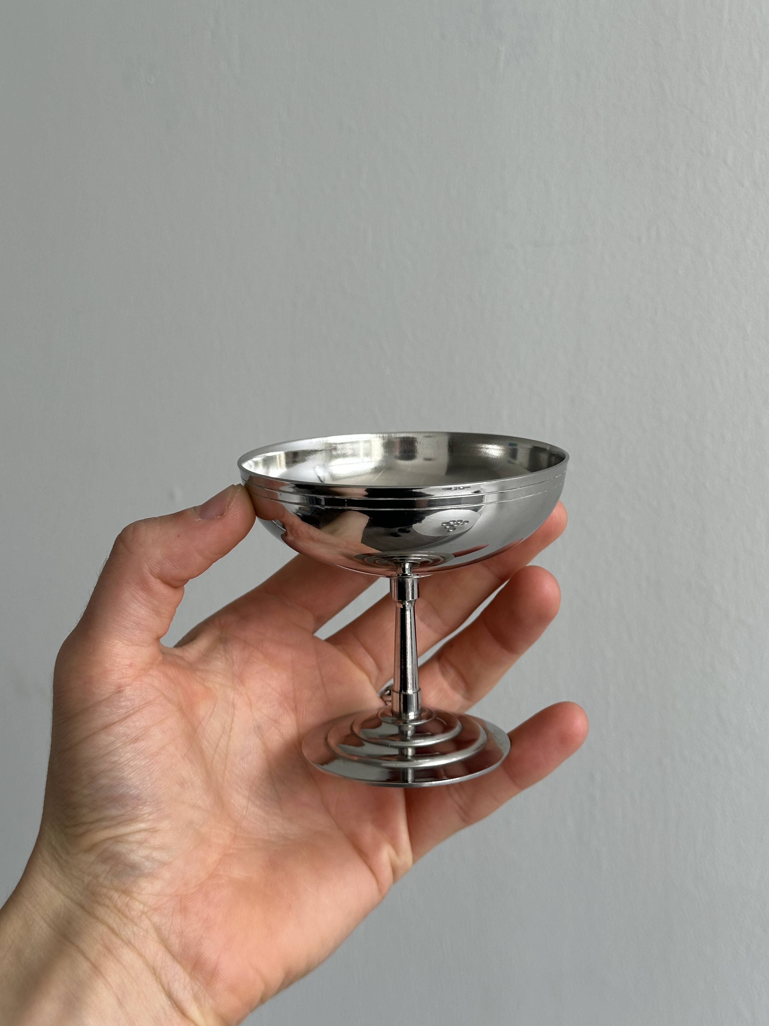 8 Letang Remy stainless steel footed cups
