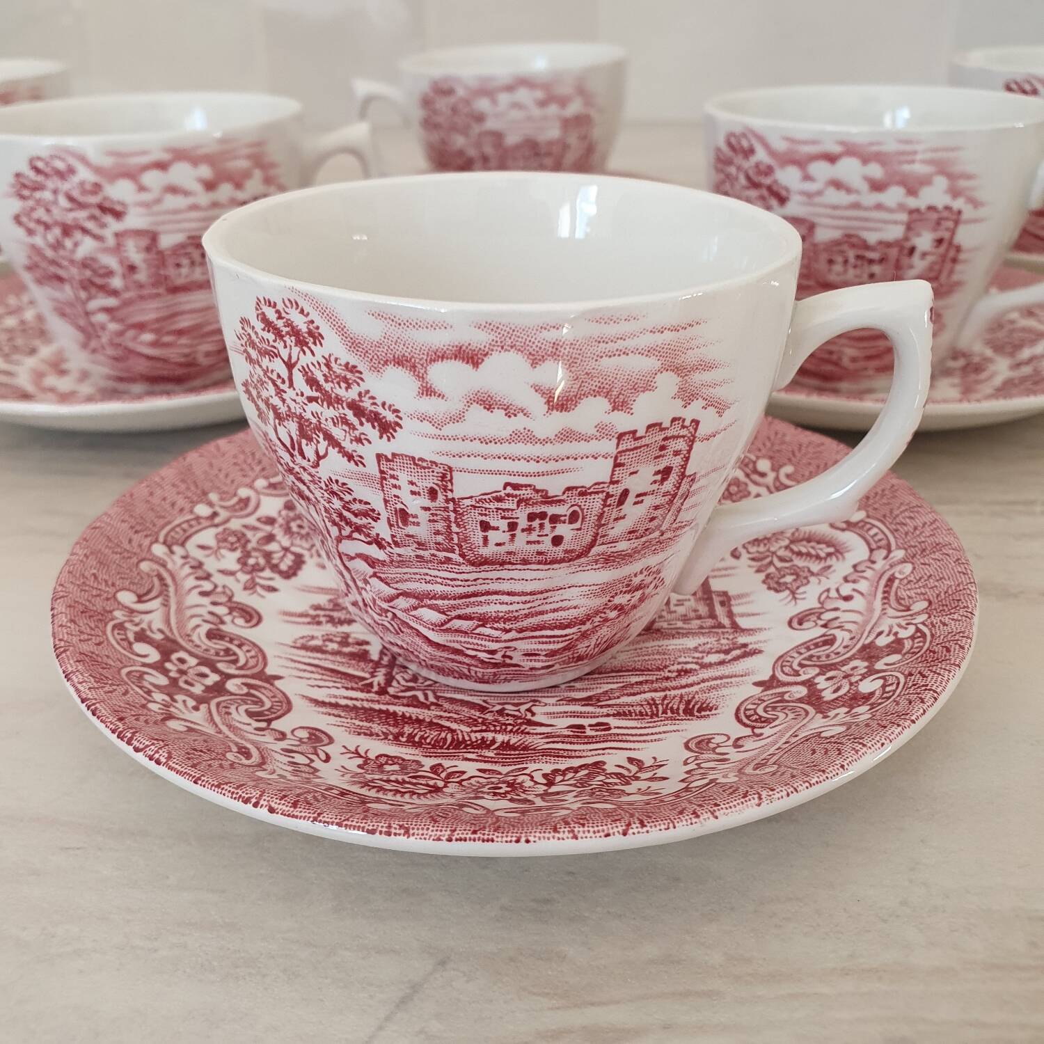 Tasses et sous-tasses Ironstone / service café thé Anglais "Olde Count